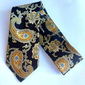 A Beautiful Gold Black with a Touch of Blue Patterned SEAN JOHN Tie Size (OS)